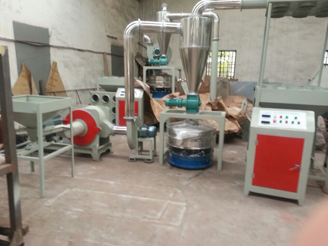 520型刀盤簡易式磨粉機